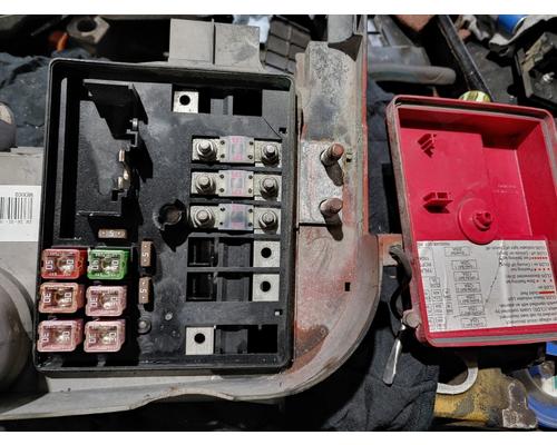 STERLING A9500 SERIES Fuse Box