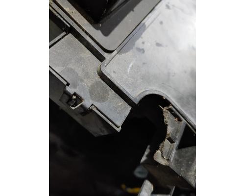 STERLING A9500 SERIES Fuse Box