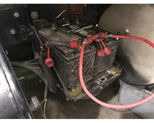  Sterling L7500 Battery Box #