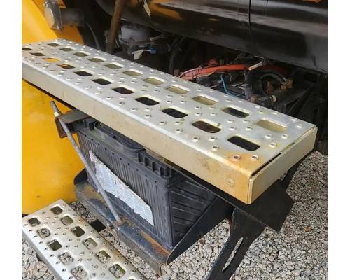 sterling-l7500-battery-box #1432894
