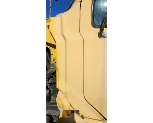 Sterling L7500 Cowl # Sterling L7500 Cowl #