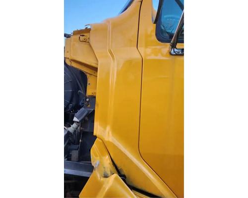 Sterling L7500 Cowl # Sterling L7500 Cowl #