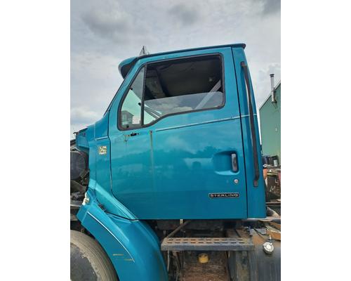 STERLING L7501 Cab or Cab Mount