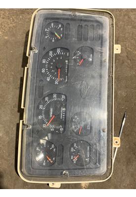 STERLING L7501 Instrument Cluster