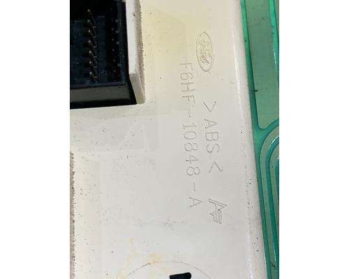 STERLING L7501 Instrument Cluster