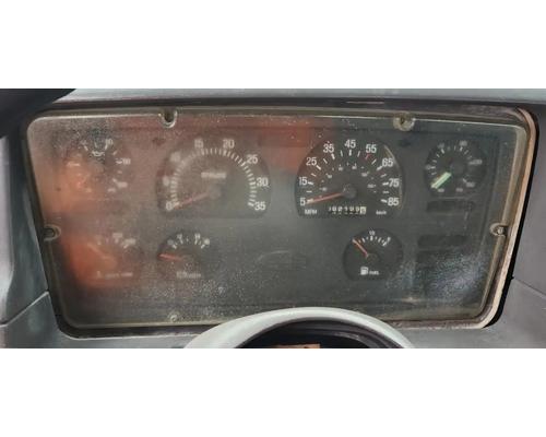  Sterling L8500 Instrument Cluster #