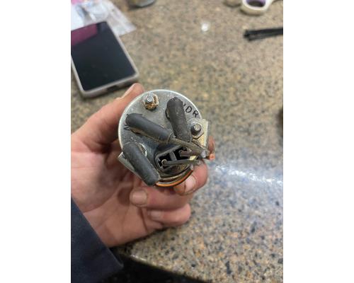 STERLING L9500 SERIES Gauges (all)