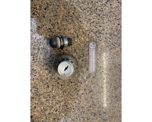 STERLING L9500 SERIES Ignition Switch