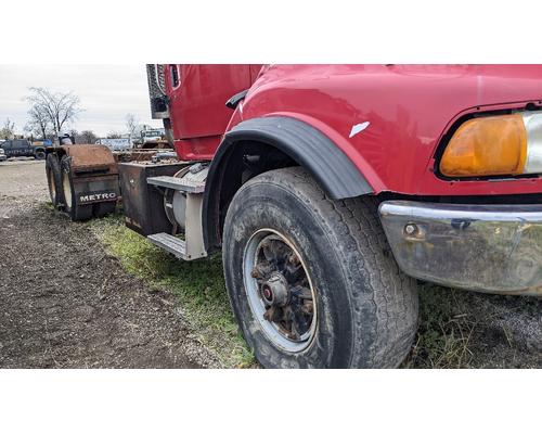 STERLING L9500 SERIES Parts Vehicles