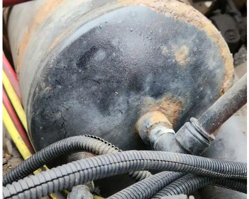 Sterling L9500 Air Tank # Sterling L9500 Air Tank #