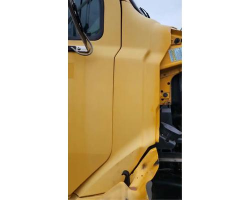 Sterling L9500 Cowl # Sterling L9500 Cowl #