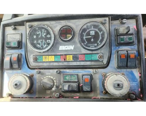  Sterling SC8000 Cargo Instrument Cluster #