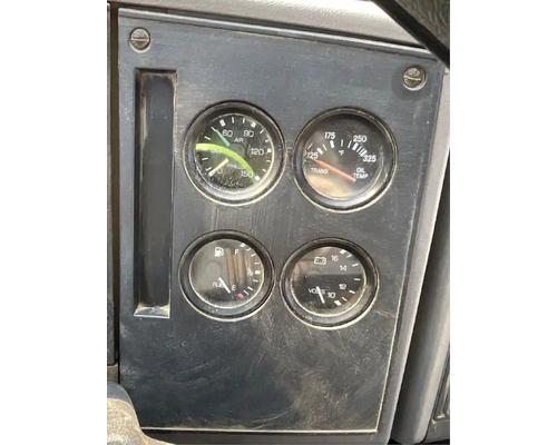 Sterling SC8000 Cargo Instrument Cluster #