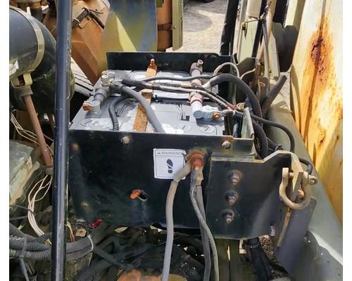  Sterling SC8000 Battery Box #