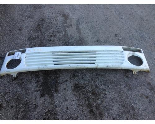 2005 STERLING SC8000 GRILLE TRUCK PARTS #1209127
