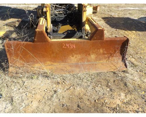 1900 TIGERCAT 620 BLADE (DOZER)