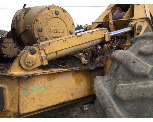 1900 TIGERCAT 630B CYLINDER (GRAPPLE BOOM)