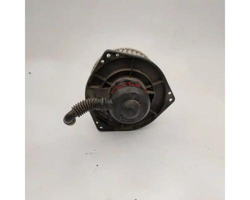  UD/Nissan UD1400 Blower Motor #