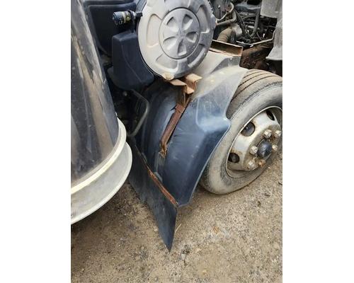  UD/Nissan UD1800CS Fender Extension #