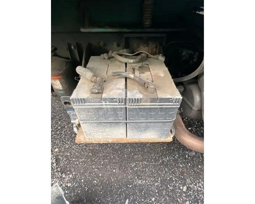 ud-nissan-ud3300-battery-box #1337755