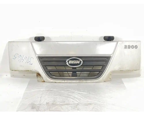 UD/Nissan UD3300 Grille # UD/Nissan UD3300 Grille #