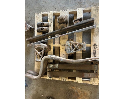 1996 VOLVO TRUCK WIA Air Spring For Sale in Box Elder, SD – Hatch Trucking & Salvage Parts LLC