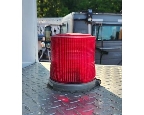 volvowhitegmc-wcs-tail-lamp #1353468