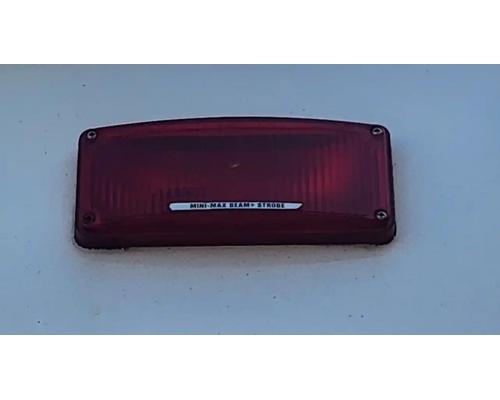 volvowhitegmc-wcs-tail-lamp #1353473