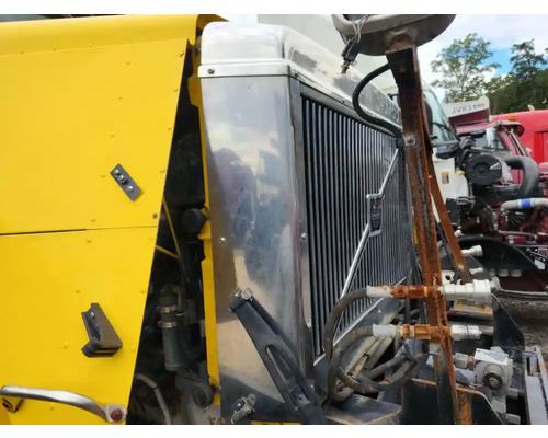 volvo-acl-autocar-grille #1358875