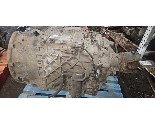 VOLVO ATO2612D Transmission Assembly