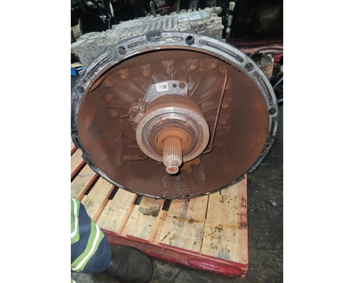 VOLVO ATO2612D Transmission Assembly
