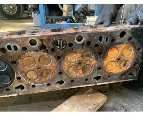 VOLVO D-13 Cylinder Head