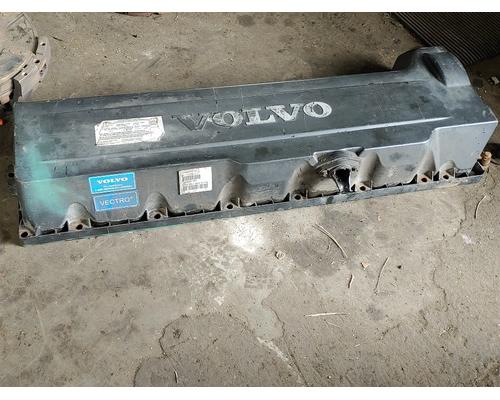 VOLVO D-13 Valve Cover