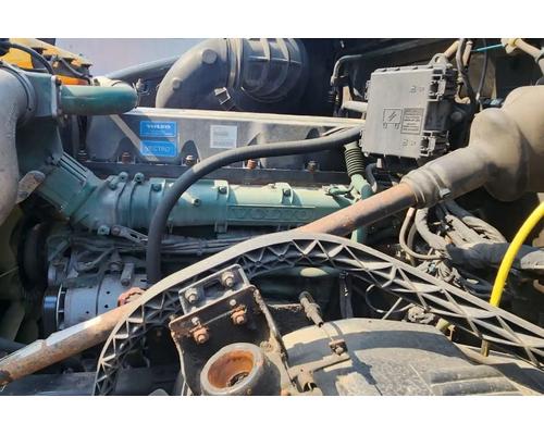  Volvo D13 Engine Assembly #
