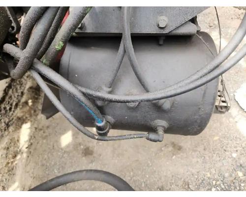  Volvo VHD Air Tank #