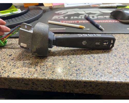 VOLVO VHD Column Switch