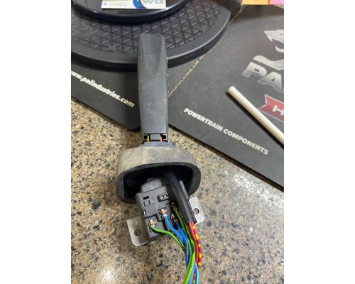 VOLVO VHD Column Switch