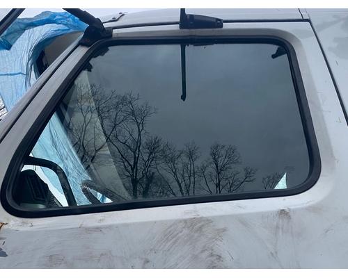 volvo-vhd-windshield #720357