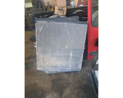 VOLVO VNL200 Radiator