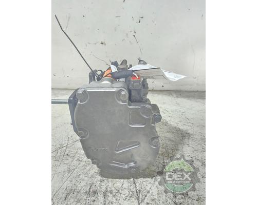 2025 VOLVO VNL640 Air Conditioner Compressor