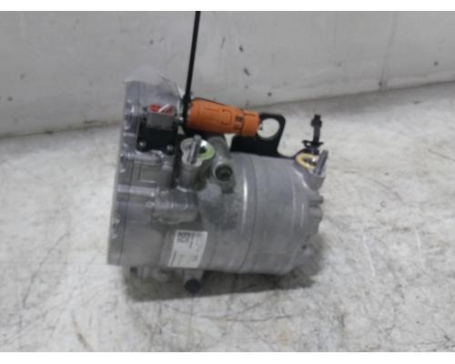 2025 VOLVO VNL640 Air Conditioner Compressor