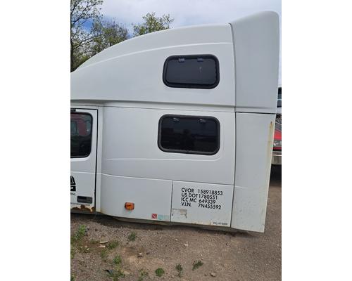 VOLVO VNL780 Cab or Cab Mount