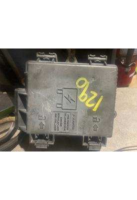 VOLVO VNL780 Fuse Box