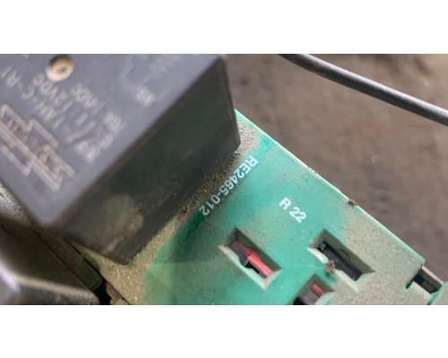 VOLVO VNL780 Fuse Box