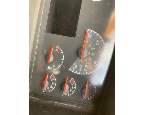 VOLVO VNL780 Instrument Cluster