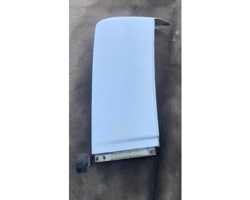 VOLVO VNL780 Side Fairing
