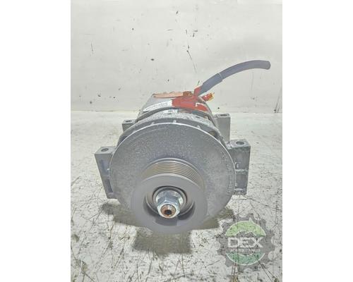 2025 VOLVO VNL860 Alternator