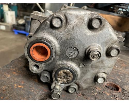 VOLVO VNL AC Compressor