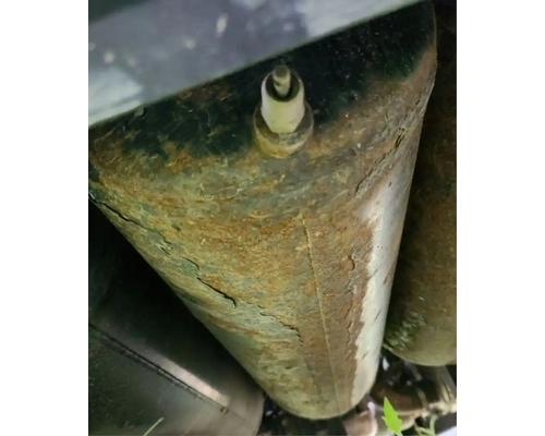  Volvo VNL Air Tank #