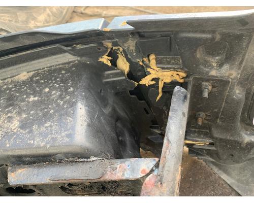 VOLVO VNL Bumper Assembly, Front